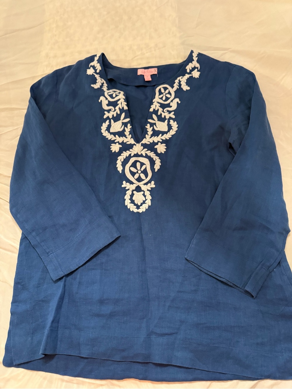 Blue Embroidered Lily Pulitzer linen V-Neck Women's Top